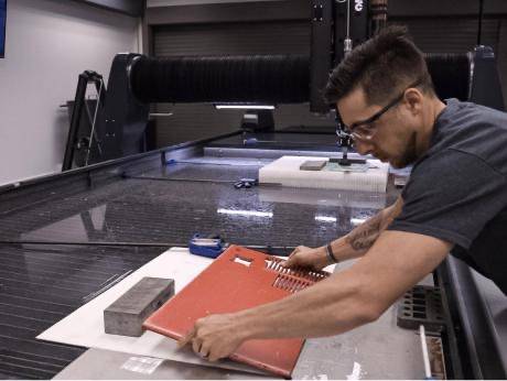 Fabricant machine de découpe 3D avec haute précision à Rouen 76 Normandie