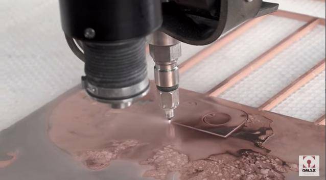 Acheter machine de découpe 3D avec trajectoire à Lyon 69 Rhône-Alpes