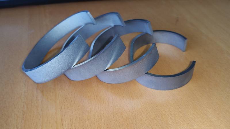 Découpe titane épaisseur 12mm