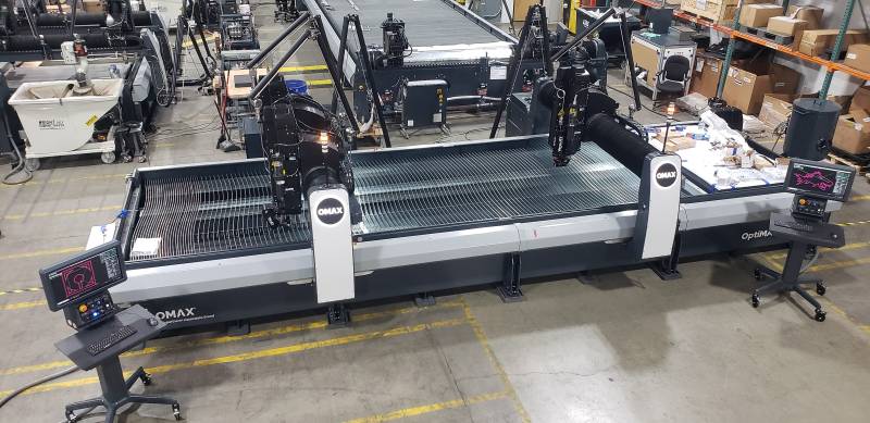 Découpe jet d'eau multi-têtes OMAX OptiMAX