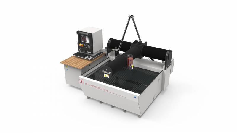 Travail sur jet d'eau OMAX 5555