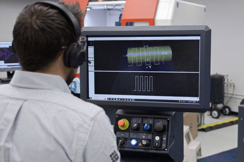 Tendances et perspectives de la découpe jet d'eau dans les Pays de la Loire : OMAX France à la pointe de l'innovation