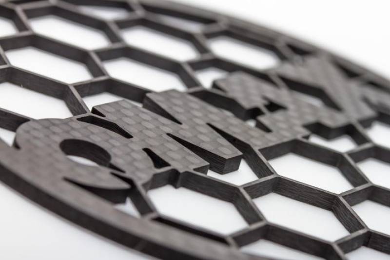 Découpe par jet d’eau pour la plasturgie et les composites en Auvergne-Rhône-Alpes