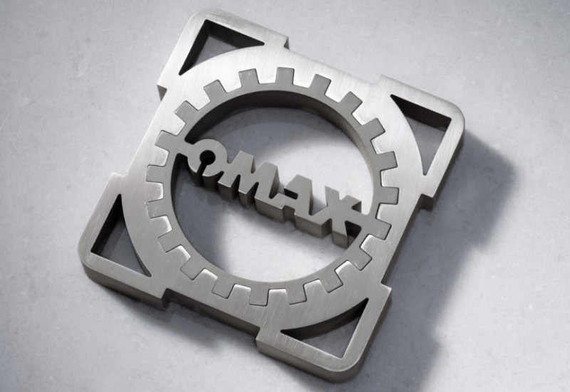 Assemblage mécanique OMAX avec tete à compensation de dépouille jet d'eau TILT A JET