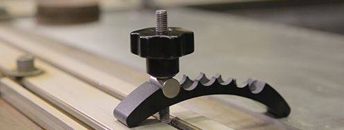 Bridage découpe jet d'eau OMAX France