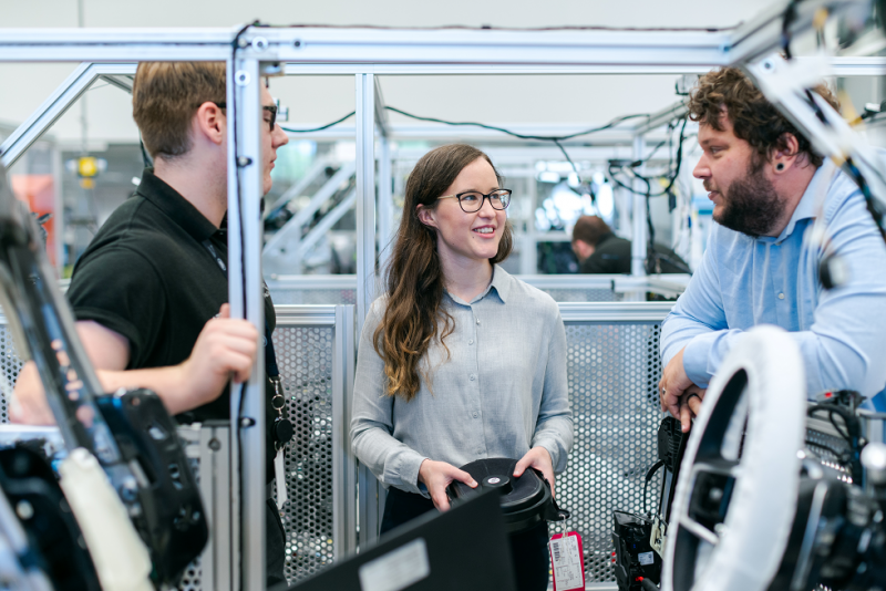 Enseignement et découpe jet d’eau : les machines OMAX pour écoles d’ingénieurs, IUT, universités et laboratoires R&D