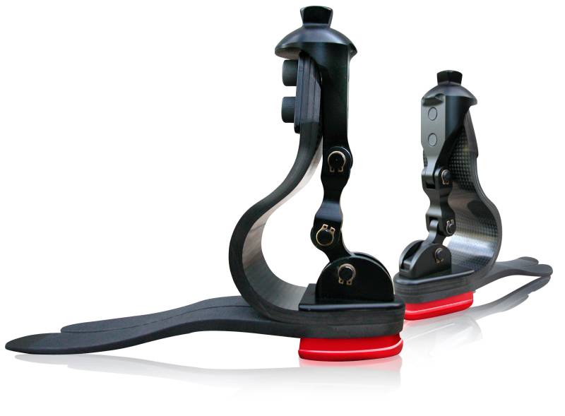 Prothèses composites découpées par jet d'eau OMAX